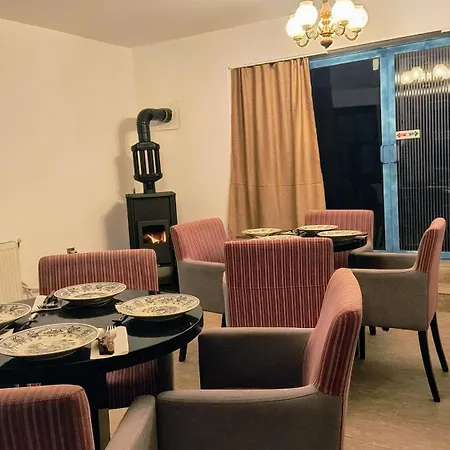 Poiana Stelelor Κάμπινγκ